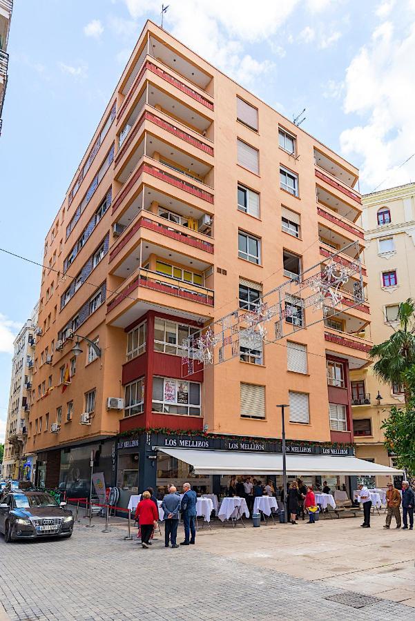 Rooms Young People Only, Soho Citycenter Malaga Exterior photo